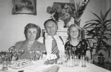 Oslava narozenin s rodiči, 1991