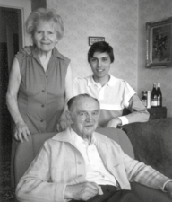 S babičkou a dědou v Olomouci, 1996